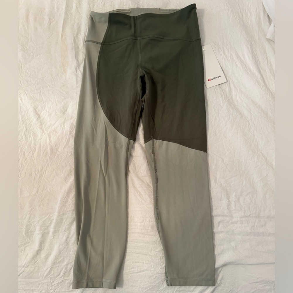 Nulu™ Colour Block
HR Crop 23